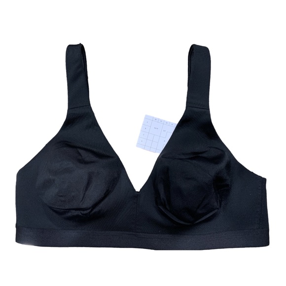 True & Co Unlined Wirefree Back Closure Convertible Bra Black Medium - Picture 1 of 6
